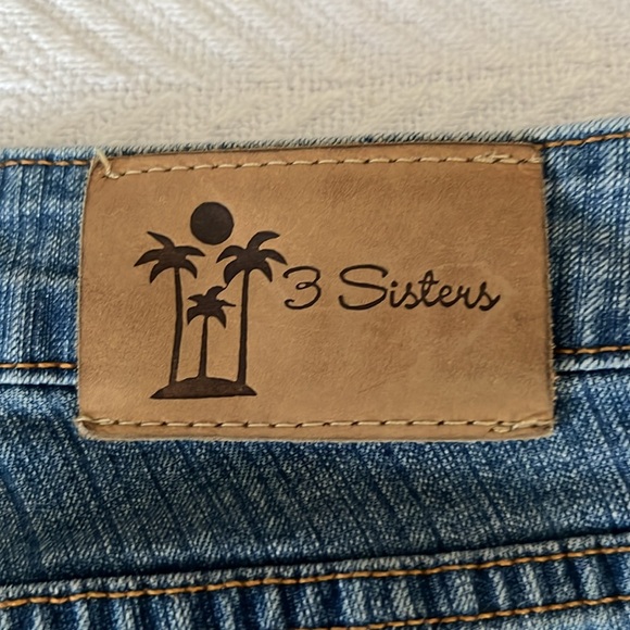 3 Sisters Blue 5 Pocket Jeans with Brocade Hem & Leopard Vent 2 - Picture 7 of 11